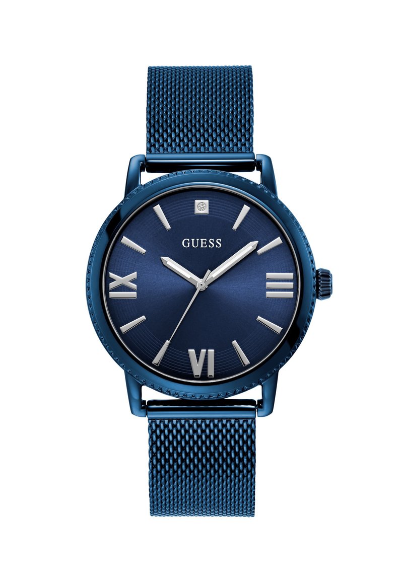 Blaues Metallarmband mit Mesh-Band, runden Gehäuse, dunkelblauem Zifferblatt, silbernen römischen Ziffern und schlanken silbernen Stunden- und Minutenzeigern.