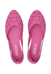 Rosa Slipper mit durchbrochenem Design, glatter Oberfläche und gewellten Kanten, ausgestattet mit einer gepolsterten Innensohle und Ausschnitten.