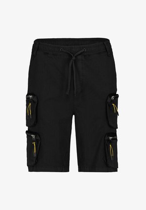 Schwarze Cargo-Shorts mit einem elastischen Bund, Kordelzug, mehreren Reißverschlusstaschen und gelben Akzenten an den Reißverschlüssen.