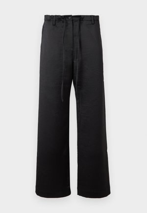 MAGNUS PANT - Kelnės - black