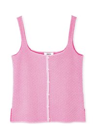Rosa gestricktes Tanktop mit Spaghettiträgern, das ein strukturiertes Muster und eine Knopfverschlussleiste auf der Vorderseite aufweist. Weicher Stoff mit seitlichen Schlitzen.