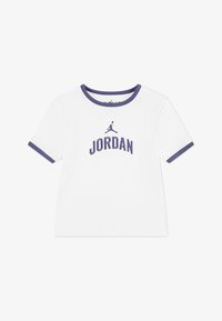 Nem kiválasztott, white