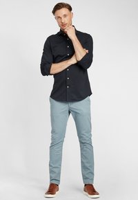 PROFUOMO THE JAPANESE KNITTED - Overhemd - navy