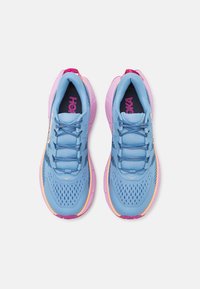 HOKA SKYLINE-FLOAT X - Matkajalatsid - azure rain/pink twilight