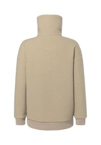 Pullover in pile beige con colletto alto, superficie testurizzata, spalle scese e polsini e orlo a coste. Vista posteriore, senza decorazioni visibili.