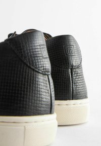 Next REGULAR FIT - Sneakers - black