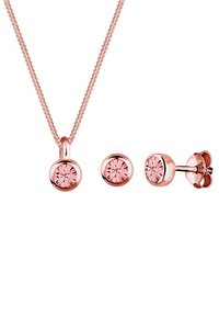 Roségold Schmuckset mit einer Anhängerkette, die einen runden pinken Stein und passende Ohrstecker umfasst, beide mit polierten Metallakzenten.