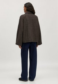 EDITED ÜBERGANGS  DARLIN - Outdoorjacke - braun