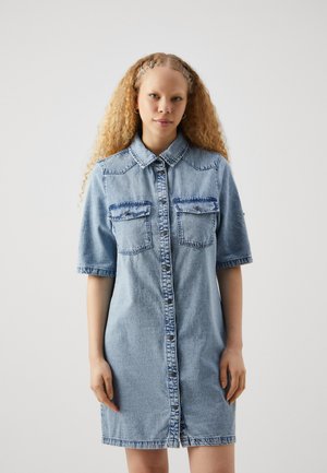 NMNEW SIGNE DRESS - Džinsinė suknelė - light blue denim