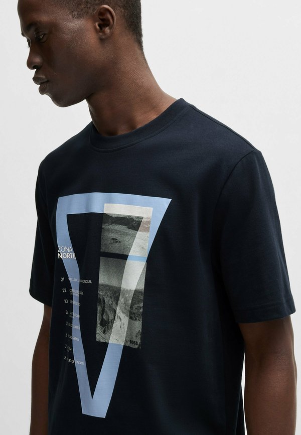 TE_ONTHEWAY - Print T-shirt4