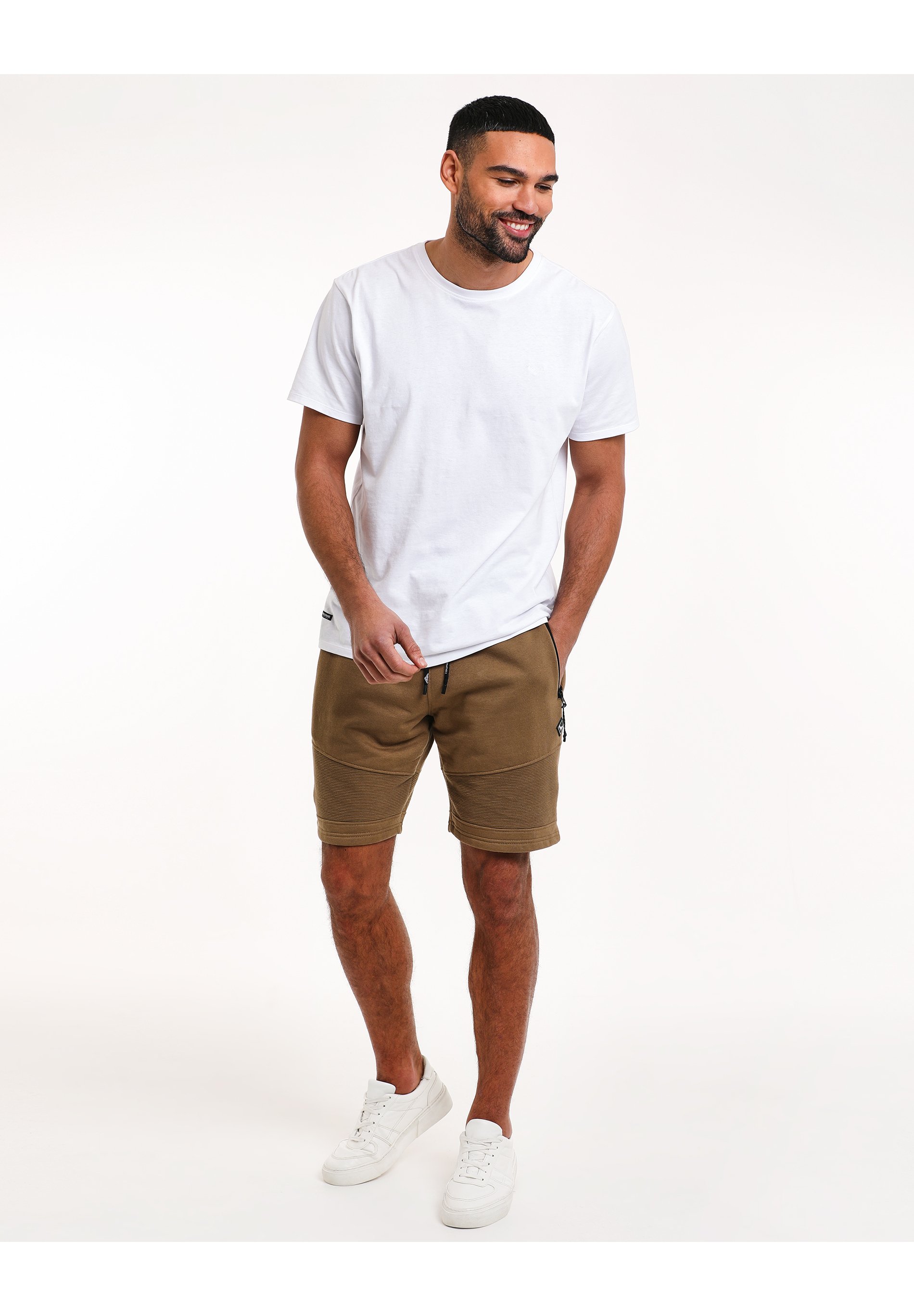 Ofertas en Pantalones chandal y joggers de hombre | Zalando
