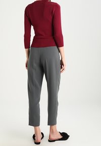 mint&berry Sweter