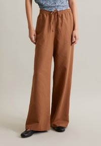 Marc O'Polo DENIM - PANTS - Stoffhose - melted chocolate Thumbnail-Bild 1