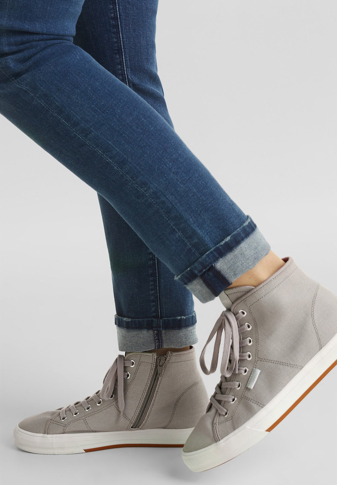 Esprit Sneakers Hoog Online Shop, UP TO 66% OFF | www.quincenamusical.eus