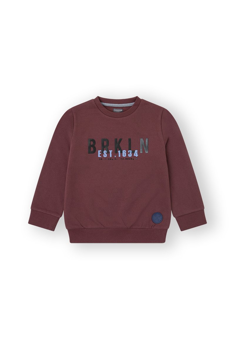 sudadera burdeos hecha de una mezcla de algodón, con puños y dobladillo acanalados, texto "BRKIN EST. 1634" en varios colores, y un parche de logo redondo.