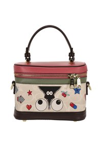 Vörös és krémszínű mintás kézitáska merev szerkezettel, játékos grafikákkal, barna díszítésekkel és felső fogantyúval.