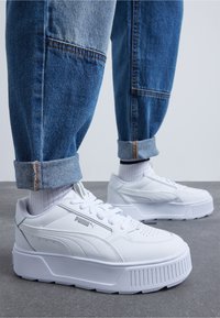 Puma KAR REBELLE JR biały
