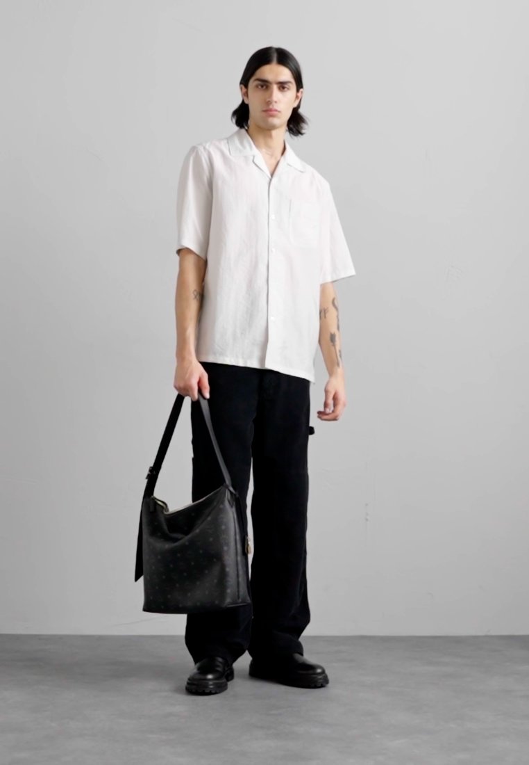 MCM AREN HOBO UNISEX - Чанта за пазаруване - black