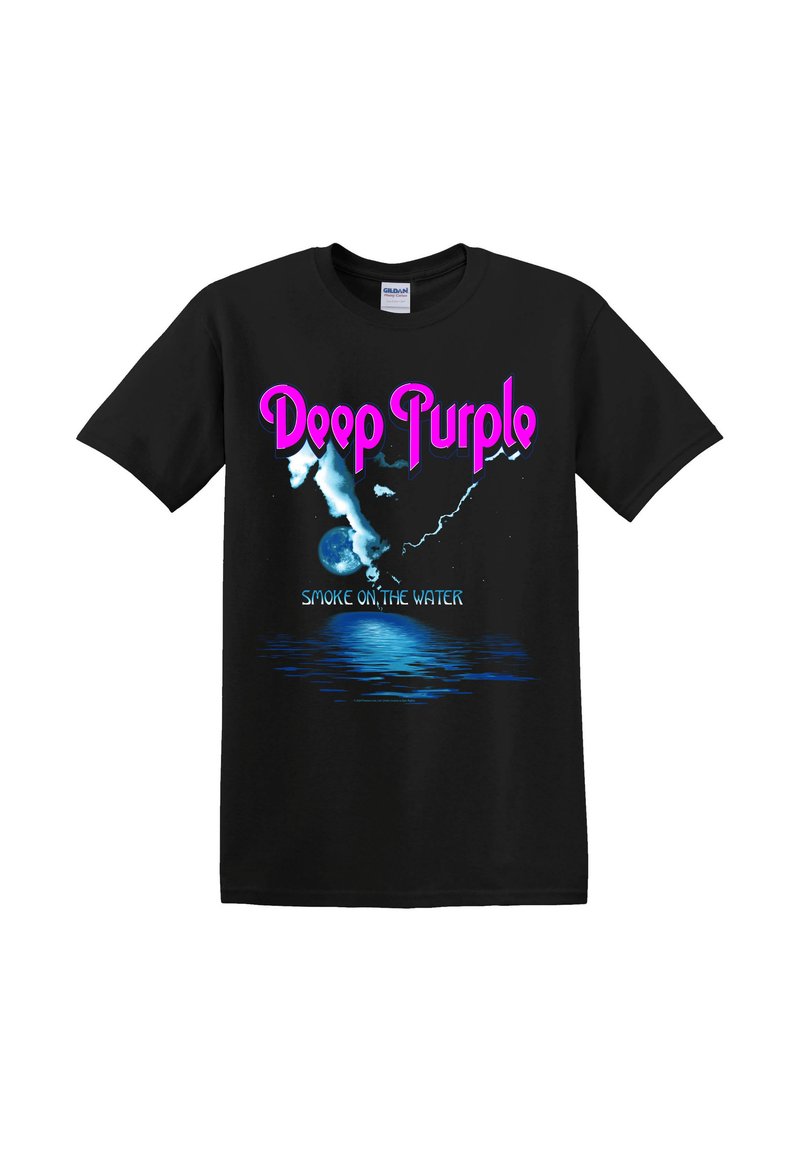 Černé bavlněné tričko s tučným růžovým nápisem "Deep Purple" a textem "Smoke on the Water", doplněné modrou grafikou vody a mraků.