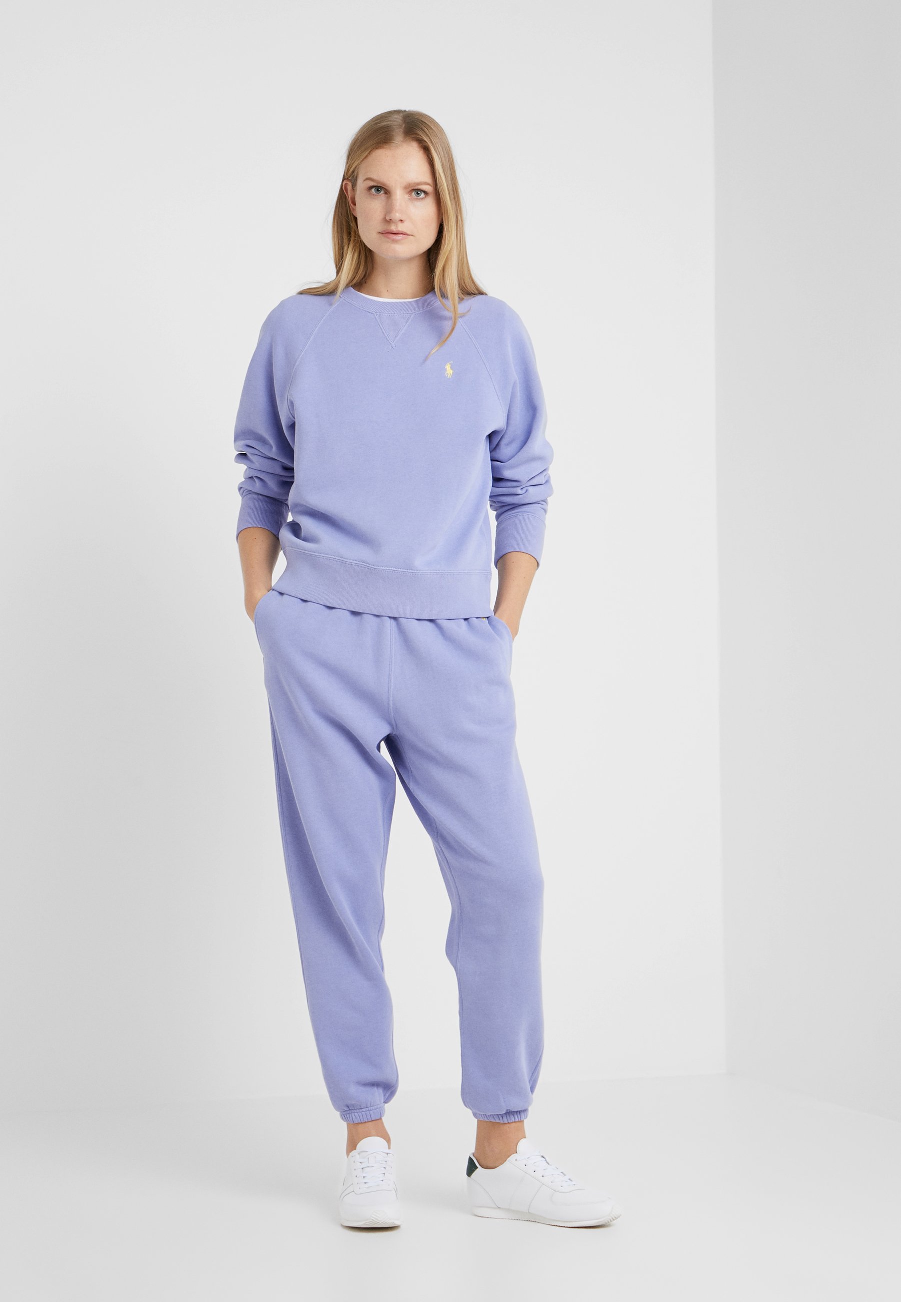 seasonal sweatshirt ralph lauren