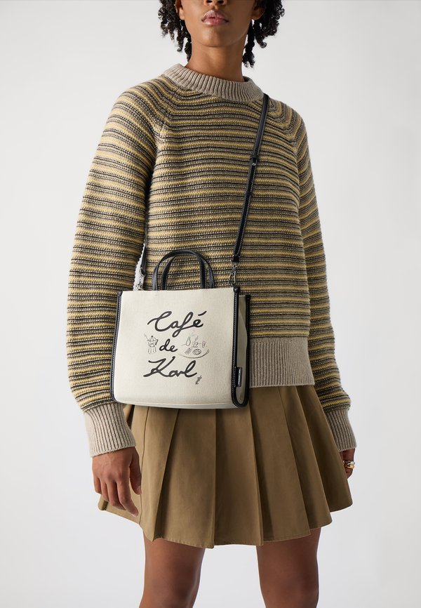 x JORGE PARRA CANVAS SQUARE TOTE - Handbag - natural