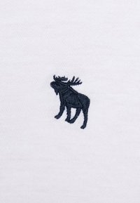 Abercrombie & Fitch 3-Pack Icon Crew Tee - T-shirts - WHITE