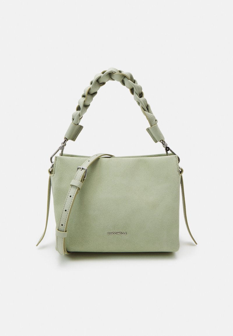 Borsa a tracolla verde in suede con manico superiore intrecciato, tracolla rimovibile e accessori in argento. Presenta un design semplice e dettaglio del logo.