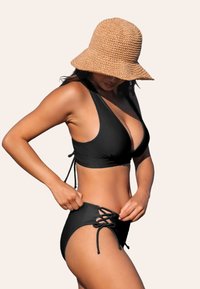 Cupshe Bikini - solid black