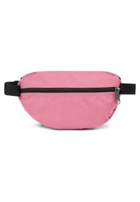 Marsupio fucsia di stoffa con forma arrotondata, chiusura con cerniera nera e tracolla nera regolabile. Texture liscia, senza motivi o accenti visibili.