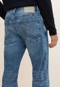 TOM TAILOR TTJOSH Slim - Traperice uskog kroja -  blue denim