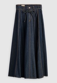 Dlouhá denimová sukně v tmavě modré barvě se širokým lemem, detailem švů v přední části a páskem na zavázání v pase. Obsahuje jemné kontrastní prošívání po celé délce.