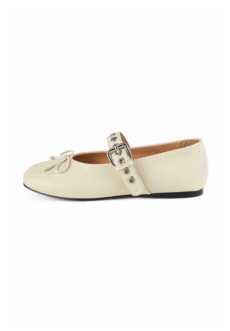 Ballerine con cinturino