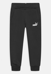 Zwarte sweatpants van zacht materiaal met een elastische tailleband, twee zijzakken en een wit Puma-logo op de linkerdij.
