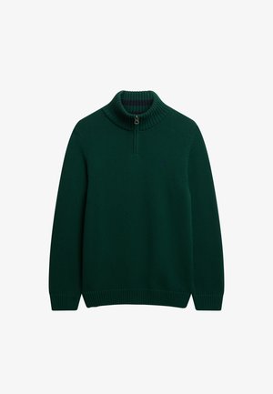 Pull en maille vert foncé avec un col haut à côtes, fermeture à mi-zip et poignets à côtes. Comprend un logo discret sur la poitrine. Texture en maille douce.