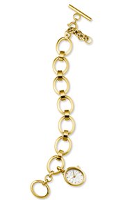 Bracelet en métal doré avec de grands anneaux entrelacés et une petite montre ronde au cadran blanc, accentuée de marqueurs et d'aiguilles.