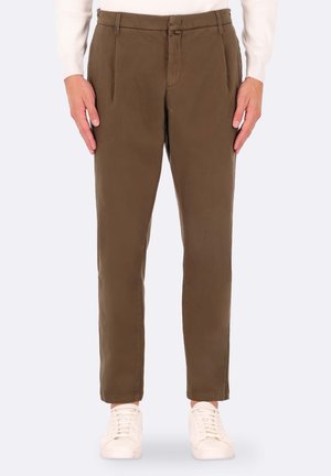 32 KOS T GIRON - Chino - military