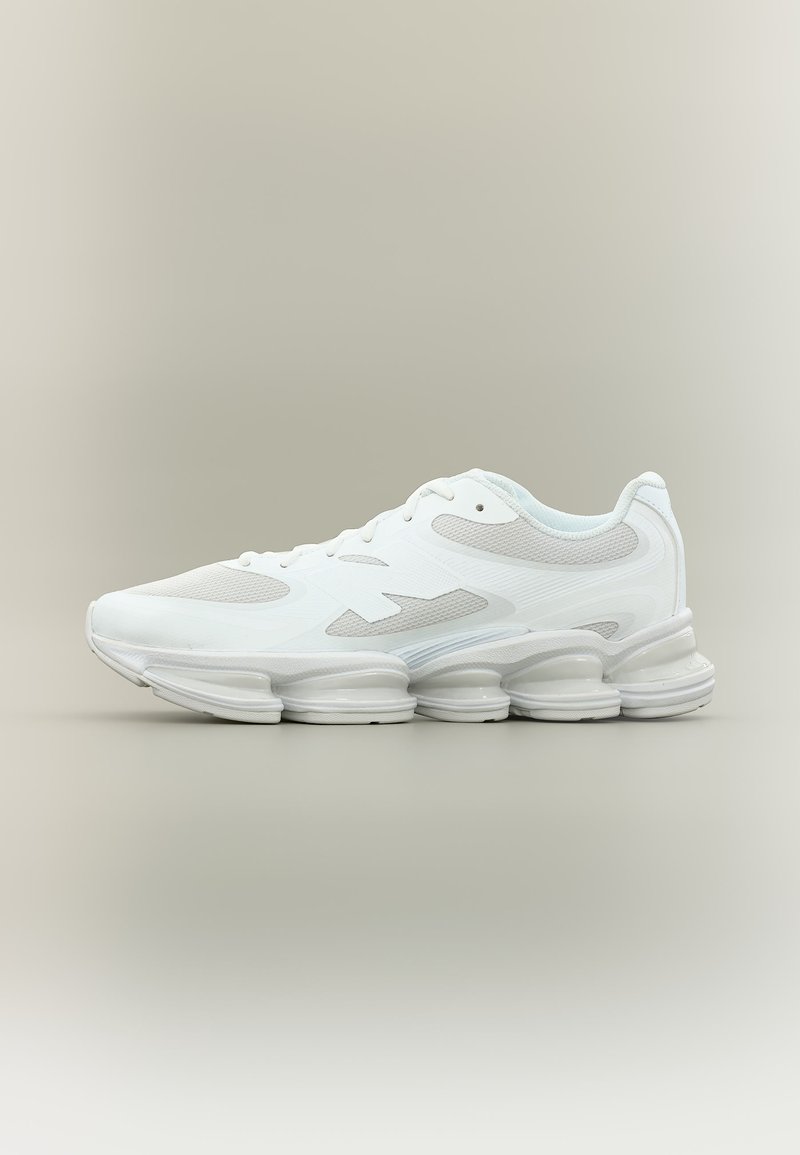 U2000 white