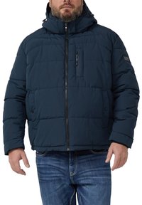 Granatowa kurtka puchowa z kapturem, z przodu na suwak, z poziomymi przeszyciami i kieszeniami po bokach. Wykonana z miękkiego, ocieplanego materiału.