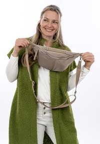 SURI FREY UMHÄNGE PAULY - Jostas soma - taupe