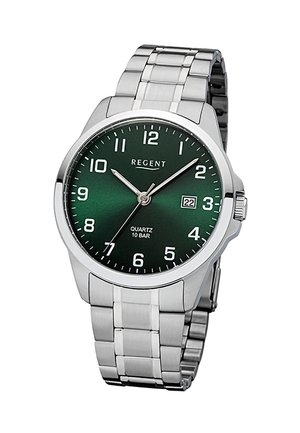 Montre homme en métal argenté avec cadran vert, chiffres blancs, guichet de date à 3 heures et trois aiguilles indiquant 10 h 10 min 36 s.