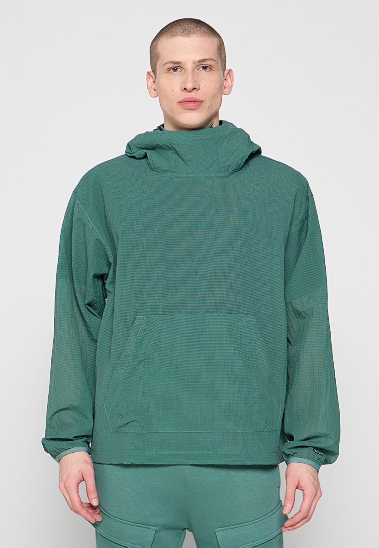 Nike Sportswear Lichte jas groen