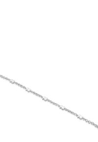 Pulsera de cadena plateada con eslabones que presentan formas florales recortadas. Textura suave con acabado pulido. Diseño simple que permite versatilidad.