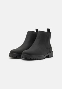 Pier One Botines bajos - black