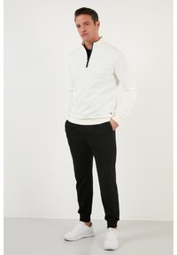 Buratti REGULAR FIT - Mikina - ecru