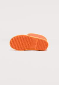 Hunter ORIGINAL UNISEX - Dežni škornji - coral rose/flamingo tongue