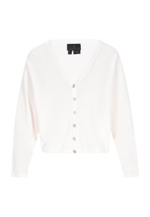 Cárdigan blanco de punto con escote en V, siete botones en el frente y mangas largas. La tela parece suave y liviana.