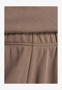 Unausgewählt, cortado