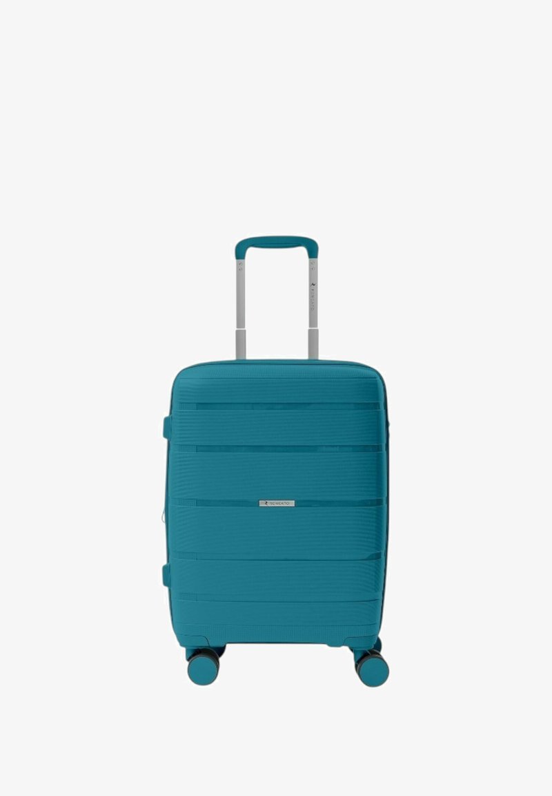 Valigia rigida da trasporto in blu acqua con strisce orizzontali testurizzate, manico telescopico in argento regolabile e quattro ruote girevoli.