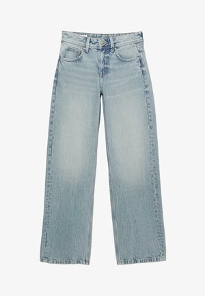 Jeans en denim bleu clair à jambes larges avec une taille haute, dotés de cinq poches, d'une fermeture à boutons et d'un léger délavage pour un effet usé.