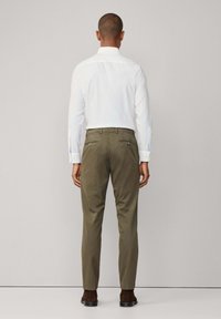 Hackett London Chino - cargo green